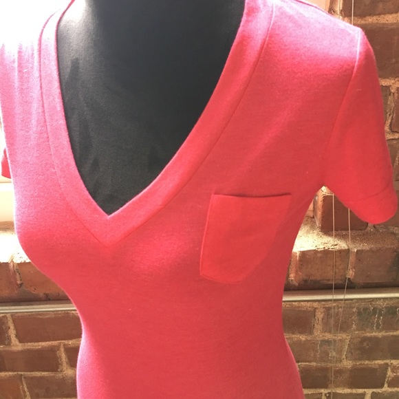 NWT pink Vneck tee - Picture 2 of 4